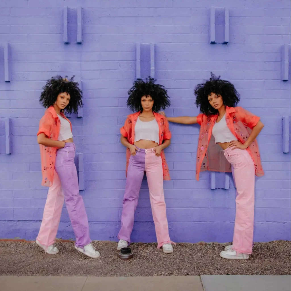 Końcowy efekt jeansów w kolorach bloków