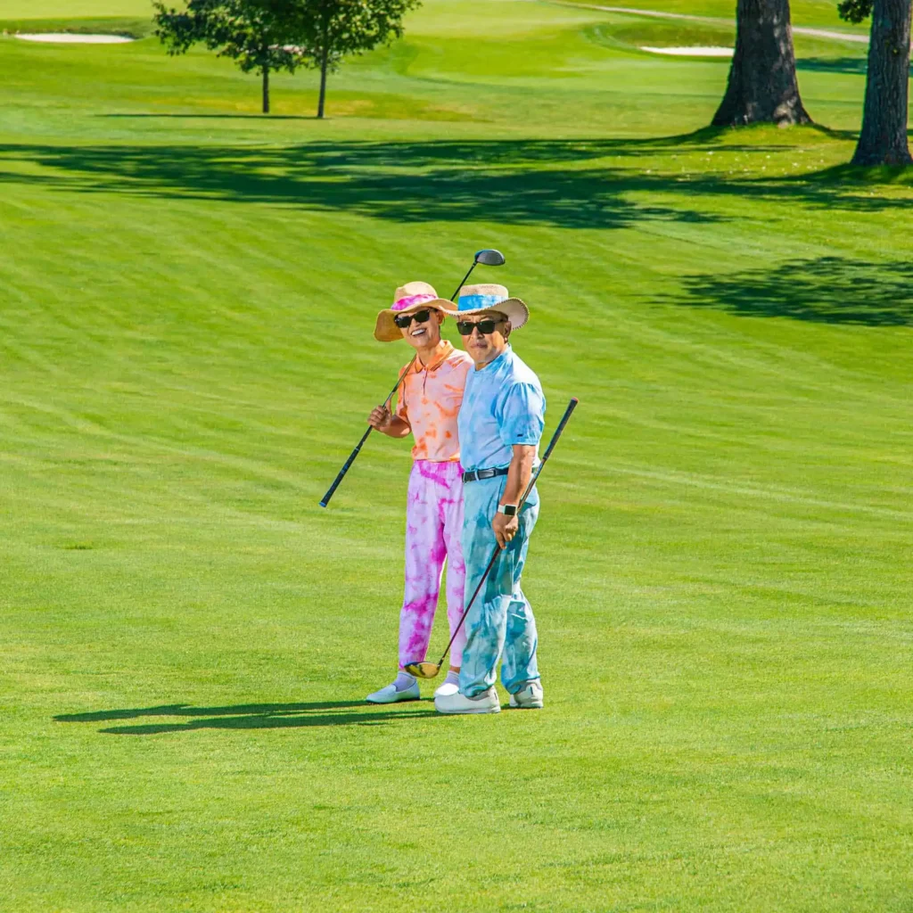 Stylowe stroje golfowe barwione za pomocą RIT DyeMore