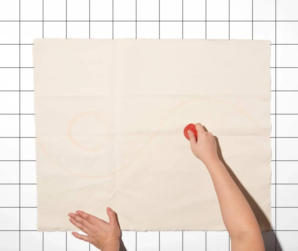 Rysowanie wzoru na płótnie