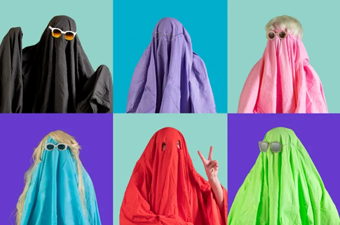 Wybierz kolor swojego kostiumu ducha na Halloween