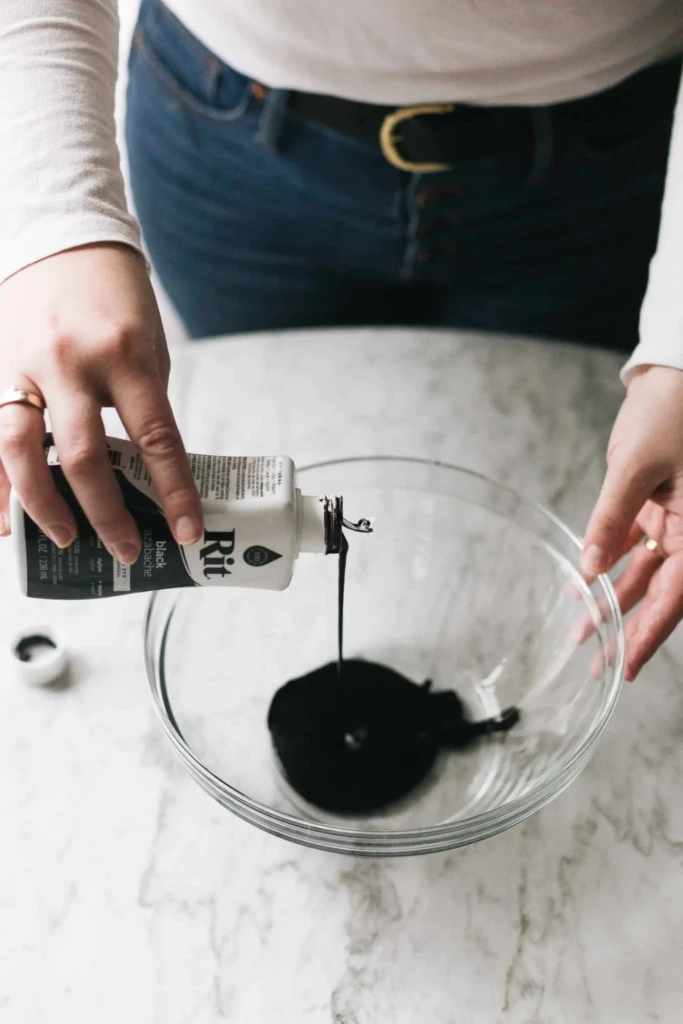 Wlewanie barwnika RIT All-Purpose Black